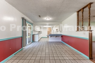 Charming 3-Bedroom Bentonville Rental: Pet-Friendly Oasis with Fenced Yard!