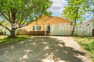 Charming 2-Bed, 2-Bath Rental: Your Cozy Retreat in Fayetteville Awaits!