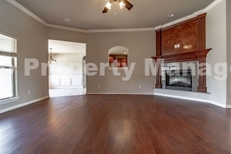 Centerton Family Home!