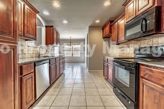 Centerton Family Home!