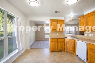1606 Prickly Pear St - R15 - Green Team
