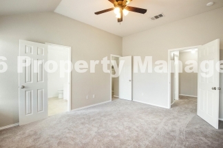 1606 Prickly Pear St - R15 - Green Team