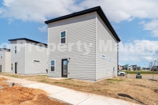 Newer 3BR Centerton Gem: Modern Living with Lawn Care Included!
