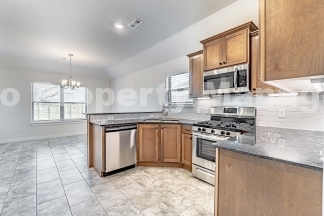 Spacious Fayetteville Home!