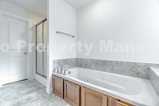 Spacious Fayetteville Home!