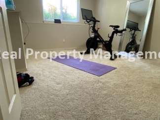 Beautiful Modern Home w/3 Car Garage, Fenced in Yard & Finished Basement