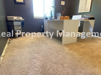 Beautiful Modern Home w/3 Car Garage, Fenced in Yard & Finished Basement