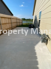3 Bedroom 2 Bath Duplex  - Maize School Distict