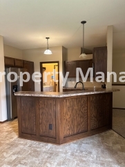BEAUTIFUL 4 bedroom - 3 bathroom home with outdoor kitchen in Haysville!