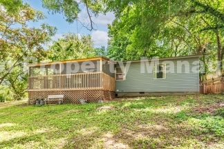 Cozy 2-Bedroom Retreat Near the Lake in Lowell