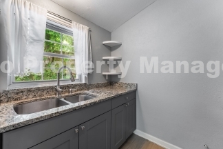 Cozy 2-Bedroom Retreat Near the Lake in Lowell
