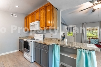 Cozy 2-Bedroom Retreat Near the Lake in Lowell