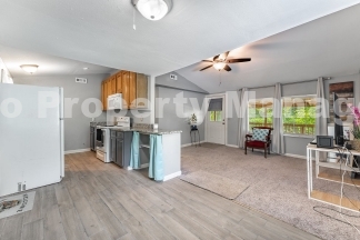 Cozy 2-Bedroom Retreat Near the Lake in Lowell
