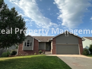 Beautiful Updated 5 Bedroom Home - Derby ,KS