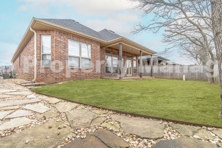 Craftsman Style Home in Bentonville!