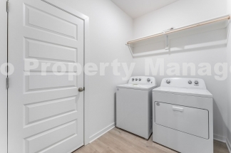 "Charming 3-Bedroom, 2-Bathroom Rental in Tranquil Pea Ridge Neighborhood"