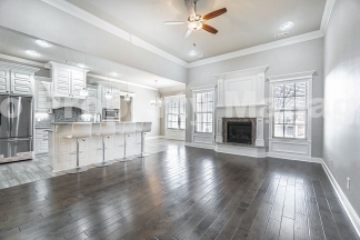 Brick Home in Rogers!