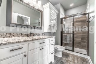 Brick Home in Rogers!