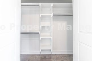 Brick Home in Rogers!