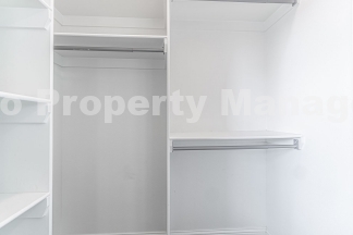 Brick Home in Rogers!