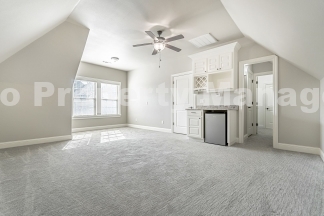 Brick Home in Rogers!