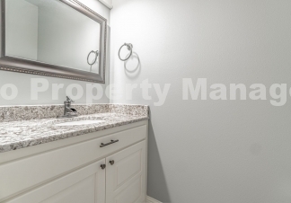 Brick Home in Rogers!