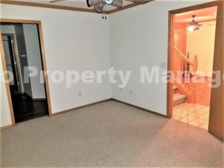Beautiful Bentonville Duplex - Great Rate!