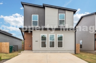 Modern 2-Bed, 2.5-Bath New Build in Bentonville