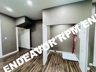"Chic Urban Retreat: Remodeled 1-Bed, 1-Bath Oasis Awaits!"
