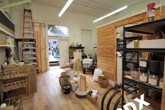 2,200 Sq Ft COMMERCIAL Space In Prime Central Beaverton Location