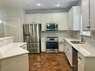 Spacious 4 Bedroom Home with Covered Patio in Cibolo