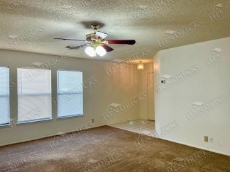 Charming One Story Home in Northwest San Antonio Near Shopping and Schools