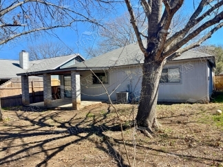Charming One Story Home in Northwest San Antonio Near Shopping and Schools