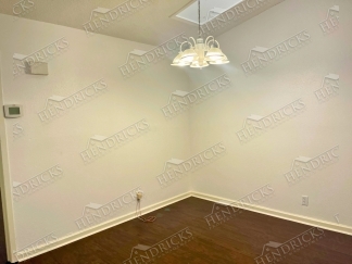 Spacious 2 Bedroom Duplex with Fireplace in Northeast San Antonio