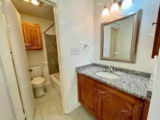 Spacious 2 Bedroom Duplex with Fireplace in Northeast San Antonio