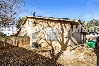 Newly Renovated 2-Bed, 2-Bath Sanctuary in San Antonio – Cozy Living Awaits at 8858 Meadow Range Street!