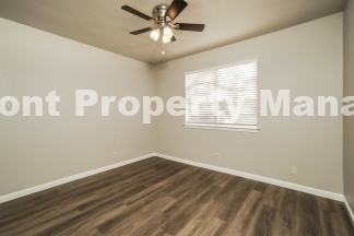 Newly Renovated 2-Bed, 2-Bath Sanctuary in San Antonio – Cozy Living Awaits at 8858 Meadow Range Street!