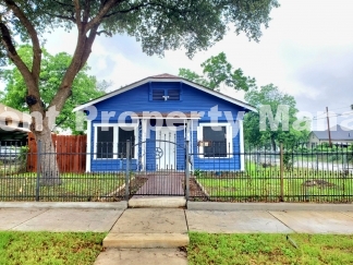Charming Rental Opportunity in Vibrant San Antonio - 933 Lamar Street Awaits!