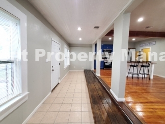 Charming Rental Opportunity in Vibrant San Antonio - 933 Lamar Street Awaits!