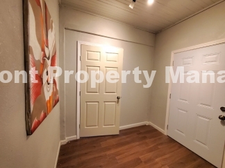 Charming Rental Opportunity in Vibrant San Antonio - 933 Lamar Street Awaits!