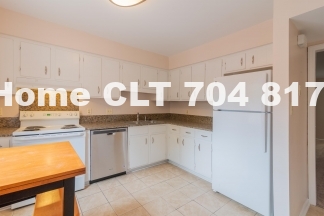 4631 Old Lantern Way