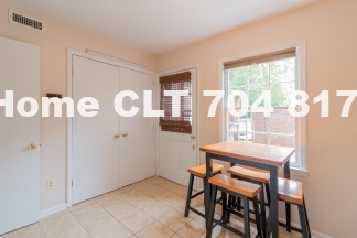 4631 Old Lantern Way