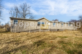 Spacious 4-Bedroom Home in Cave Springs – Move-In Ready!