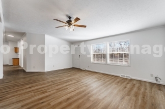 Spacious 4-Bedroom Home in Cave Springs – Move-In Ready!