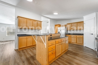 Spacious 4-Bedroom Home in Cave Springs – Move-In Ready!