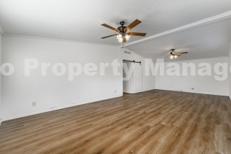 Spacious 4-Bedroom Home in Cave Springs – Move-In Ready!