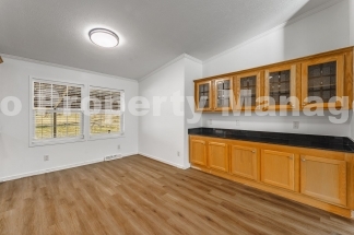 Spacious 4-Bedroom Home in Cave Springs – Move-In Ready!