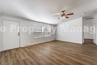 Spacious 4-Bedroom Home in Cave Springs – Move-In Ready!