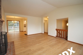 Gorgeous Updated Split-Level Home On Over-sized Lot in NE Portland