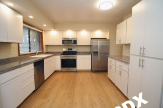 Gorgeous Updated Split-Level Home On Over-sized Lot in NE Portland